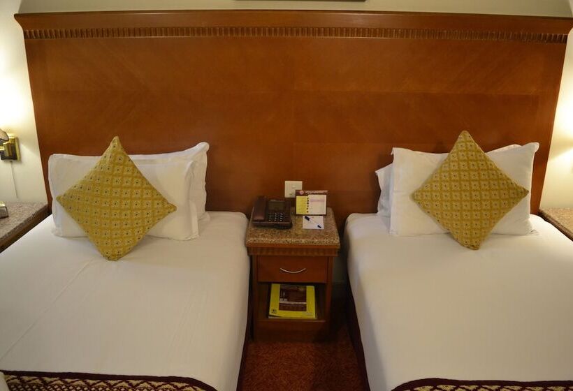 Номер Стандарт, Ramee Guestline