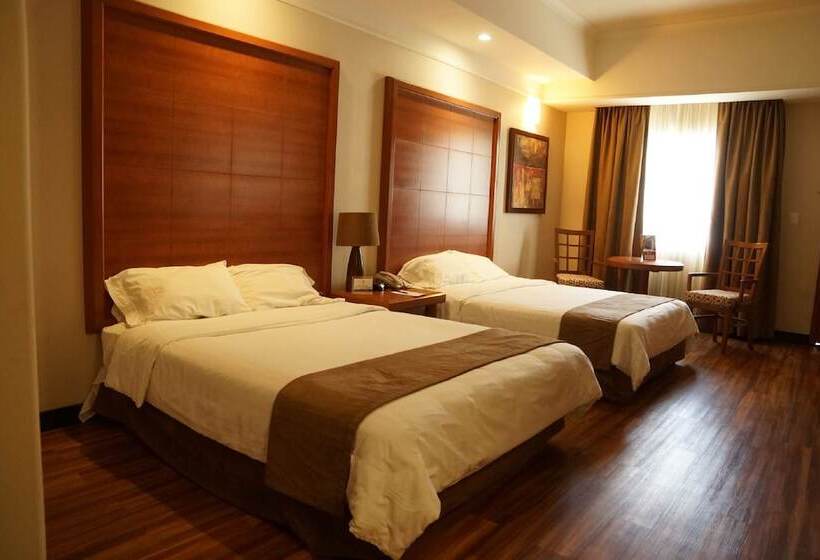 标准间, Royal Palace