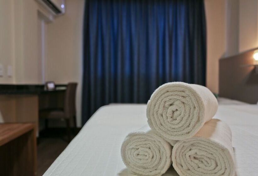 Номер Deluxe, Sandri City