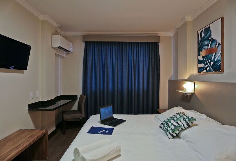 Номер Deluxe, Sandri City