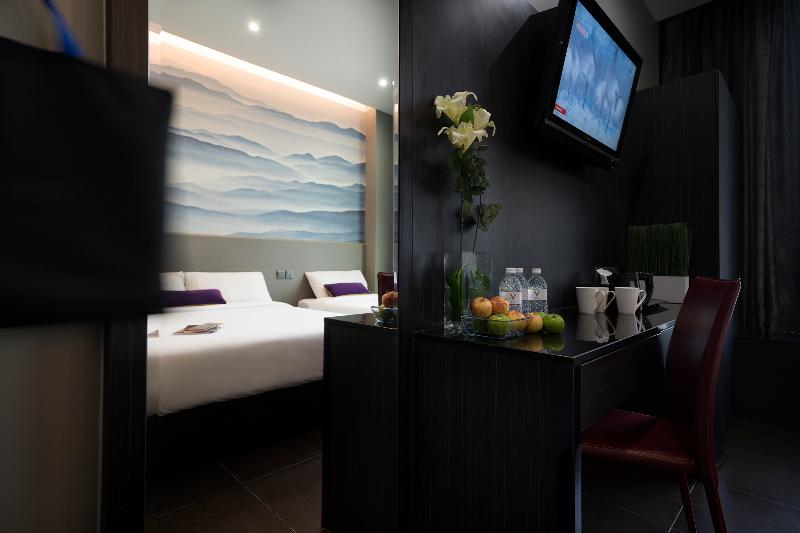 اتاق استاندارد سه نفره, V Hotel Lavender