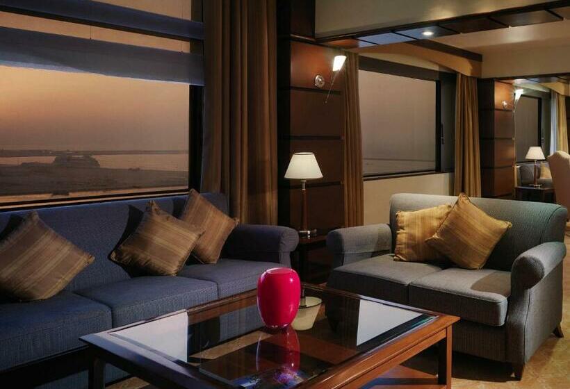 Пентхаус, Hyatt Regency Galleria Residence Dubai