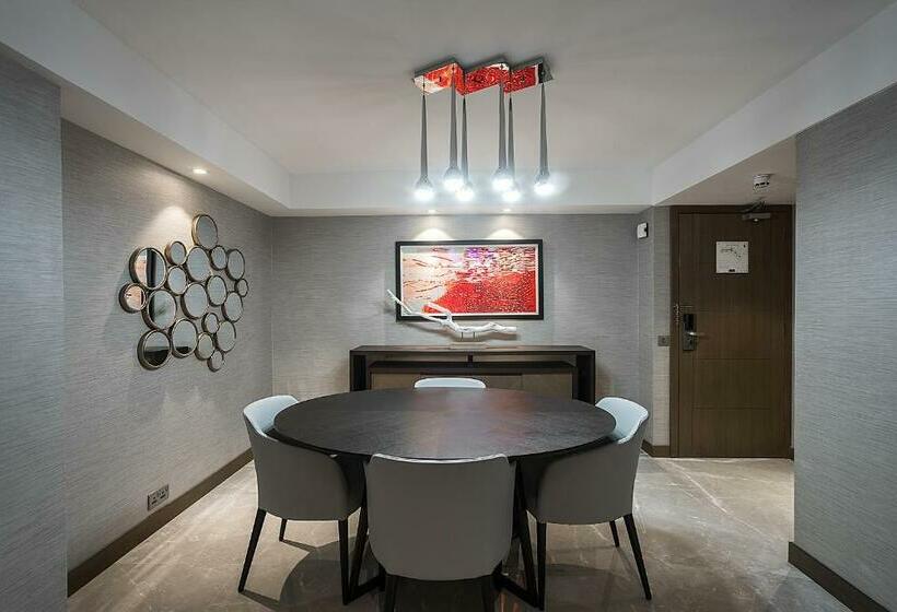 Апартаменты Premium 2 Спальни, Hyatt Regency Galleria Residence Dubai