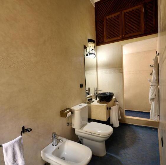 Quarto standard, Riad Les Ammonites And Spa
