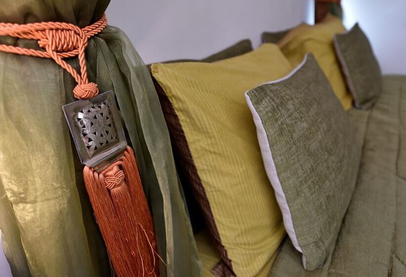 Quarto standard, Riad Les Ammonites And Spa