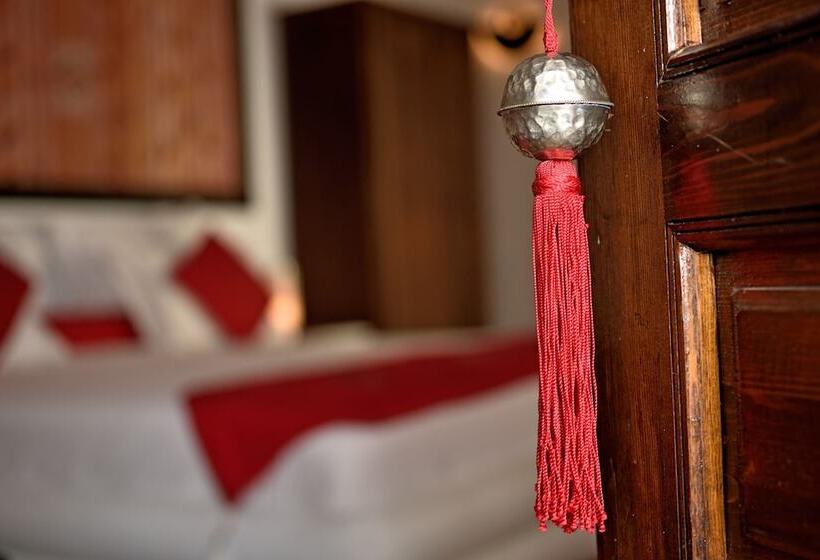 Suite, Riad Les Ammonites And Spa