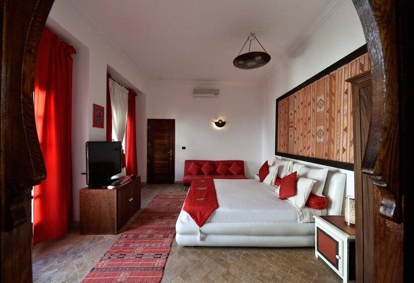 Suite, Riad Les Ammonites And Spa