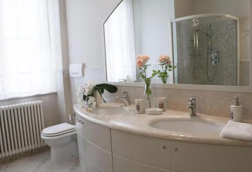 Standard room with outdoor bath, Il Giardino Delle Rose