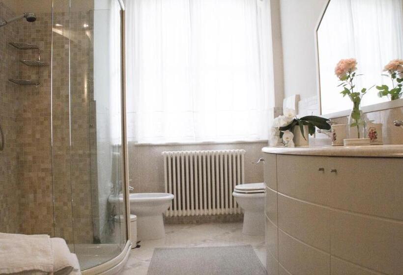 Standard room with outdoor bath, Il Giardino Delle Rose