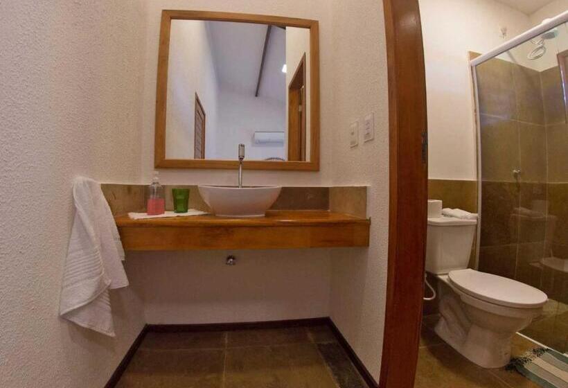 اتاق استاندارد سه نفره, Tucano Pousada