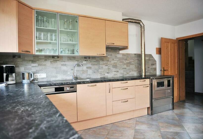 4ベッドルームハウス, Bauernhof Entalhof