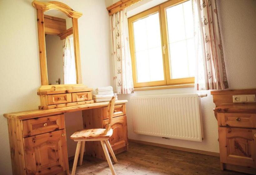 4ベッドルームハウス, Bauernhof Entalhof