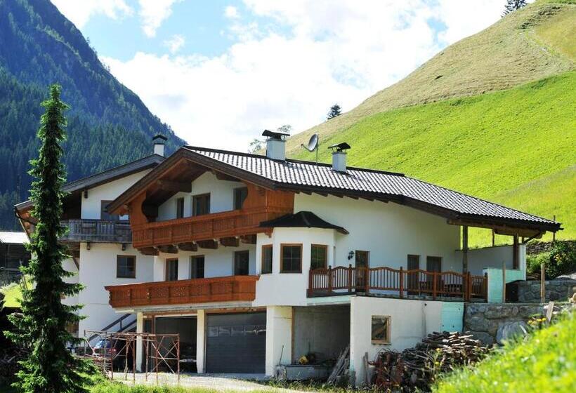 خانه 4 خوابه, Bauernhof Entalhof