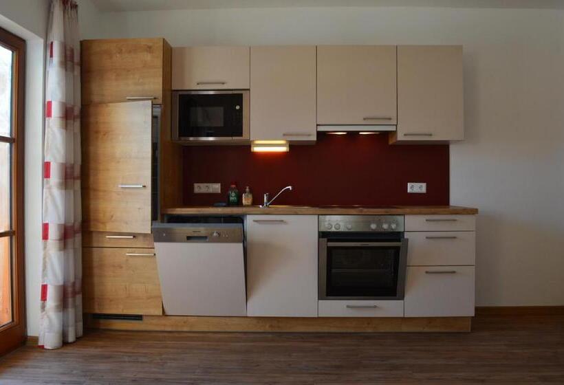 דירת חדר, Filzerlehen