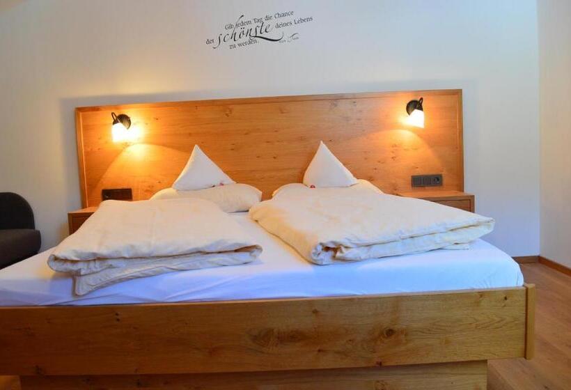 דירת חדר, Filzerlehen