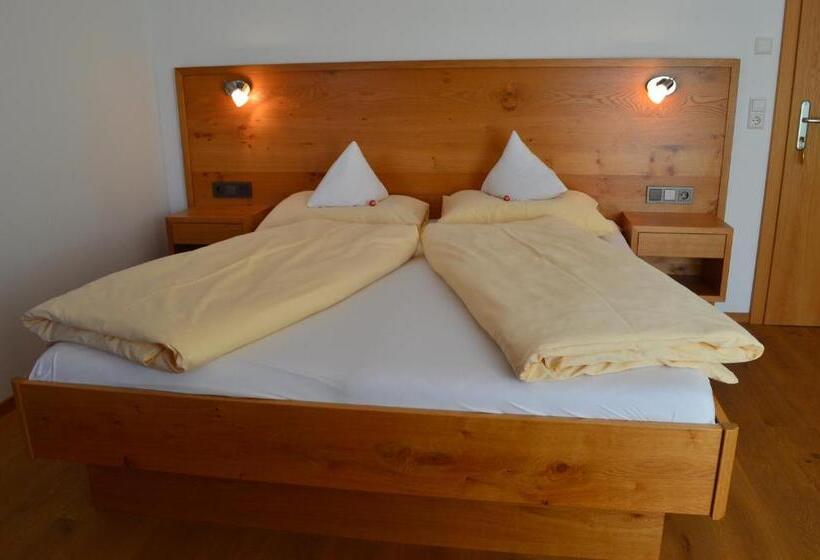 דירת חדר, Filzerlehen