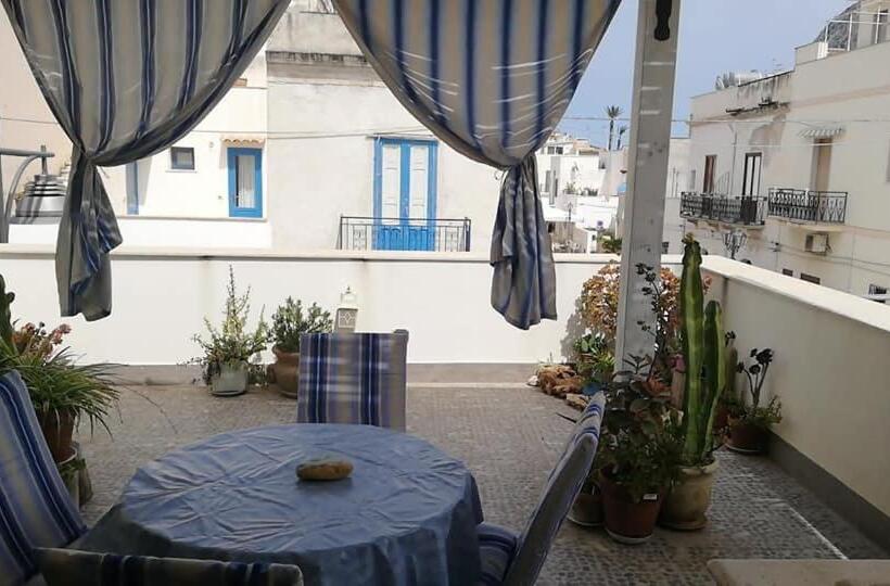 Estúdio standard com Terraço, Azzurromare