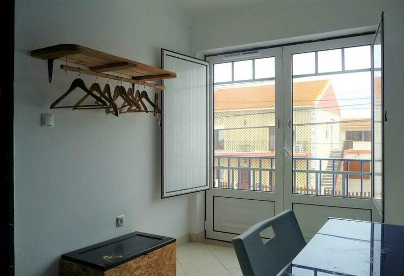 ２ベッドルームアパートメント, Ethic Surf House