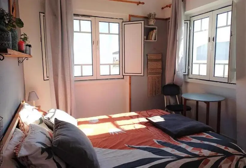 スタンダードルーム, Ethic Surf House