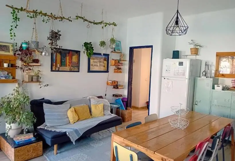 スタンダードトリプルルーム, Ethic Surf House