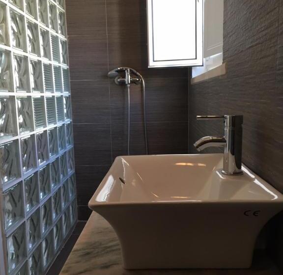 标准工作室, Ethic Surf House