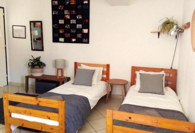 标准工作室, Ethic Surf House