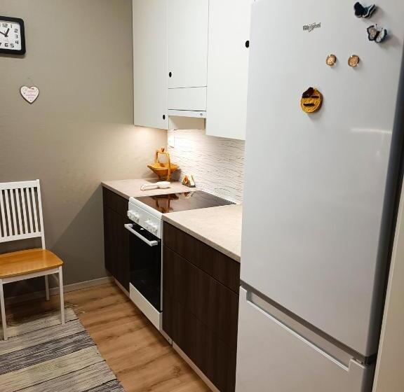 디럭스 방갈로, Firsthome Guesthouse