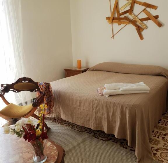 חדר סטנדרט, Paste&cannola