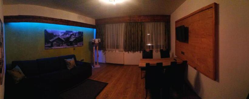 شقة غرفة واحدة, Stauders Zimmer Und Ferienwohnungen