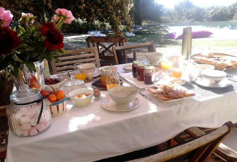 スタンダードルーム, La Maison De Charlie