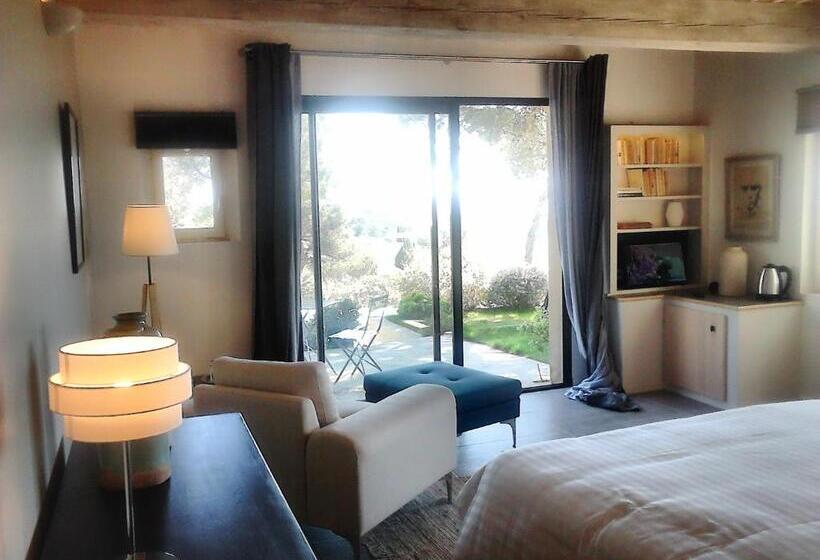 Номер Стандарт, La Maison De Charlie