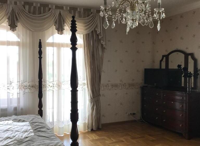 اتاق چهار تخته با دستشویی مشترک, Spacious Rooms In Peaceful Jelgava Area