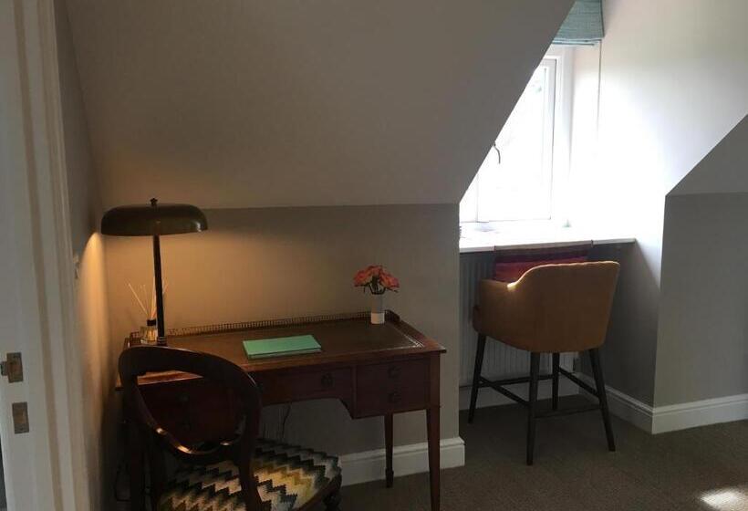 带园景的小型套房, Cliff Farmhouse B&b Suites