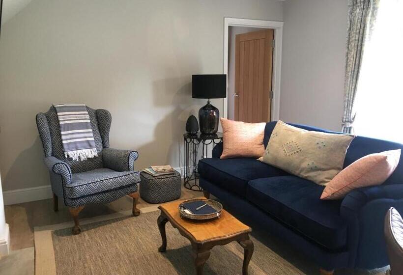 Полулюкс Одноместный с Террасой, Cliff Farmhouse B&b Suites