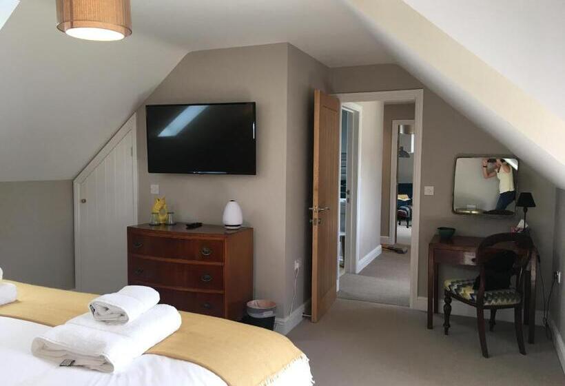 带园景的小型套房, Cliff Farmhouse B&b Suites