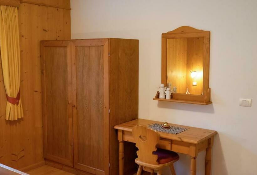 带1个卧室带观景的公寓, Alpegger