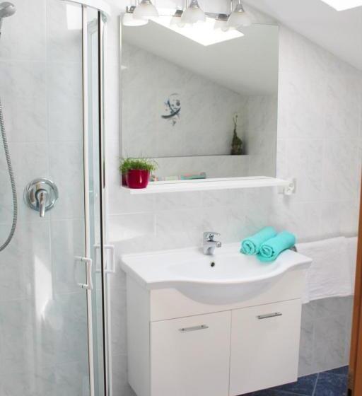 Апартаменты 2 Спальни, Alpegger