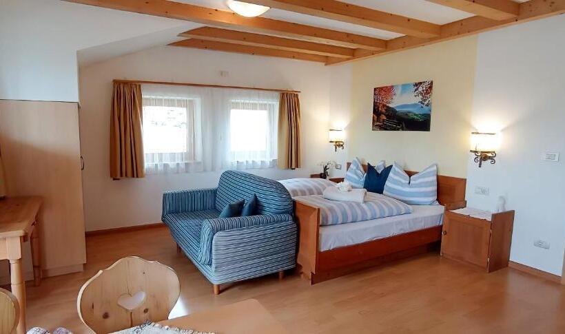 带2个卧室的公寓, Alpegger