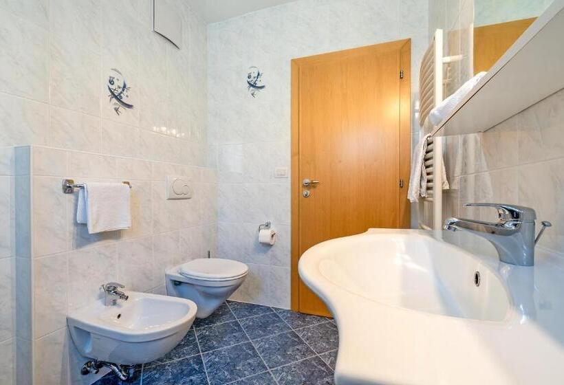 带1个卧室带观景的公寓, Alpegger