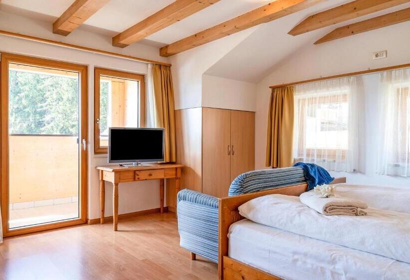 带2个卧室的公寓, Alpegger