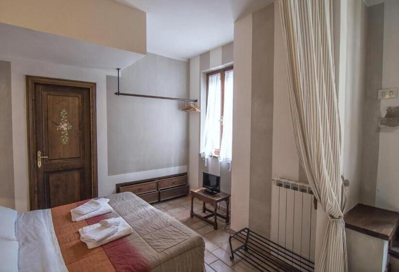 Escritório Estándar, Bio Agriturismo Montemenardo Apartments