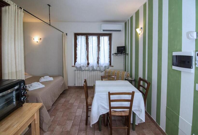 Villa 2 Makuuhuonetta, Bio Agriturismo Montemenardo Apartments