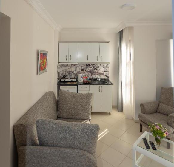 Suíte, Mitos Apartments