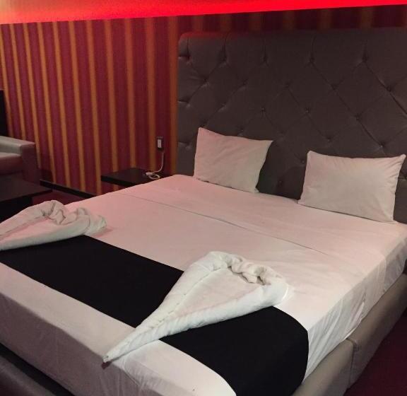 اتاق لوکس با تخت بزرگ, Intimisimo Autohotel Adults Only Ciudad Industrial