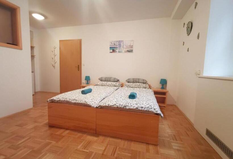 آپارتمان 1 خوابه, Apartments Prima Z