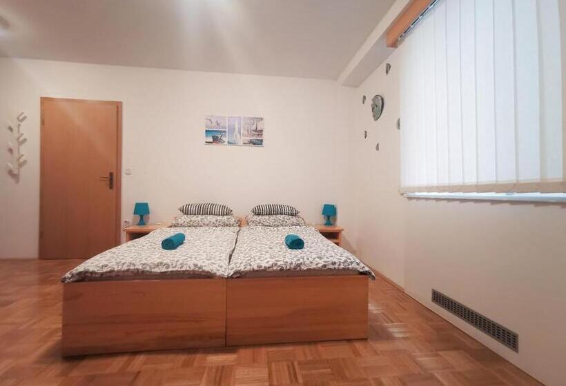 آپارتمان 1 خوابه, Apartments Prima Z