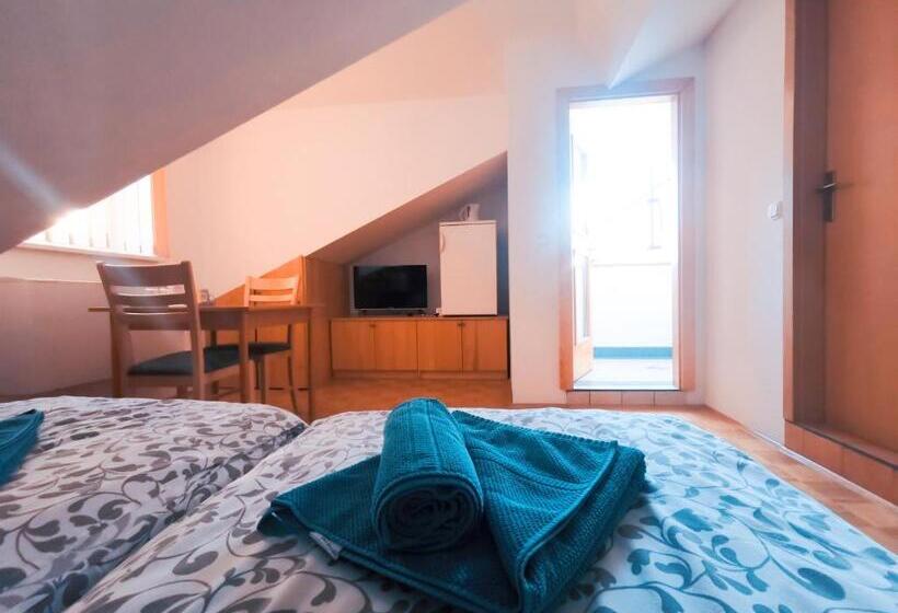 اتاق استاندارد با بالکن, Apartments Prima Z