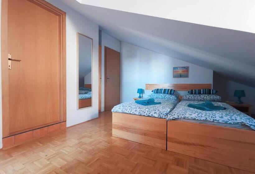 اتاق استاندارد با بالکن, Apartments Prima Z