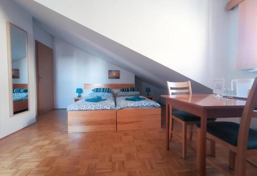 اتاق استاندارد با بالکن, Apartments Prima Z