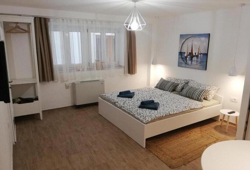 آپارتمان 1 خوابه همکف, Apartments Prima Z